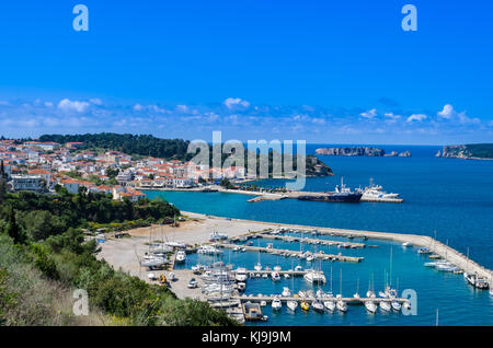 Pylos, der malerischen und ruhigen Stadt der Präfektur Messenien im südwestlichen Teil von Griechenland an der Küste des Ionischen Meeres Peloponnes entfernt. Stockfoto