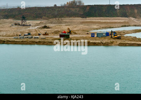 Bergbau von Gebäude sand Unterwasser Methode, ein baggerschiff für Skimming und Waschen von Sand Stockfoto