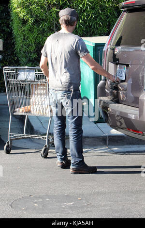 BEVERLY HILLS, KALIFORNIEN - 2. AUGUST: Supermarkt von Olivier Martinez bei Bristol Farms in Beverly Hillson, 2. August 2016 in Beverly Hills, Kalifornien. Leute: Olivier Martinez Stockfoto