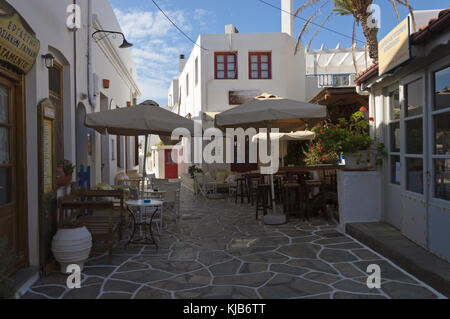 Central Street in Chora, kythnos Insel, Griechenland Stockfoto