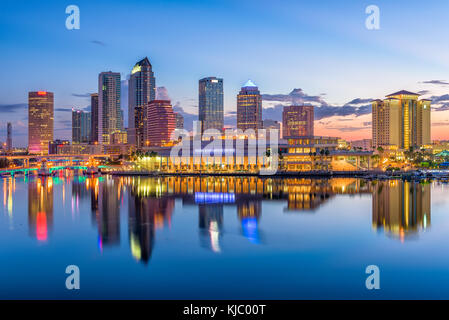 Tampa, Florida, Usa Downtown Skyline in der Bucht. Stockfoto