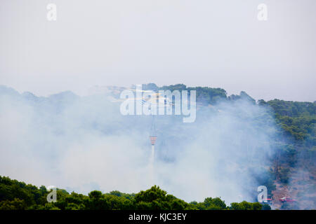 Helikopter Über Cala Ratjada, Capdepera, Mallorca, Spanien Stockfoto