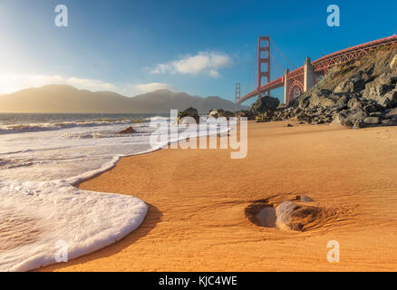 Golden Gate Bridge bei Sonnenuntergang Stockfoto