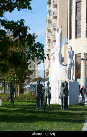 Denkmal für die Feuerwehr und den Wiederaufbau im Jahre 1941, 1989, von Jose cobo Calderon, Santander, Kantabrien, Spanien, 20. Jahrhundert Stockfoto