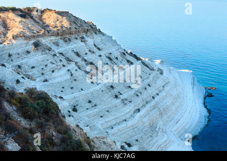 Weißen Felsen namens Cala dei Turchi" in Sizilien, in der nähe von Agrigento, Italien. Stockfoto