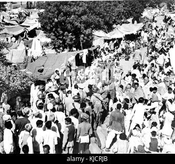 Lady Mountbatten unter den hinduistischen Umsiedler im Punjab Pfadfinder Camp, Layallpur während der Teilung Indiens Stockfoto