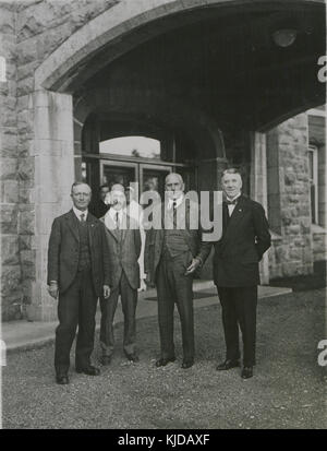 Gruppe der Schulleiter die Teilnahme an der klinischen Kongress der Chirurgen von Amerika, und Sir William Taylor, KBE, Col Scrimger, VC, lt Col Armstrong, CMG, Sir Berkeley Moynihan, KCMG (HS 85 10 37941) Stockfoto