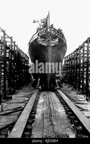 Einleitung der HMCS Cap de la Madeleine Montreal Mai 1944 LAC 3198203 Stockfoto