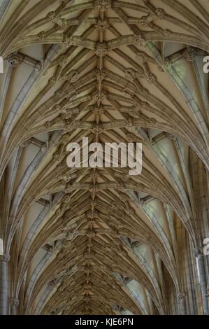 Architektonische Details, die in der Kathedrale von Winchester, Großbritannien Stockfoto