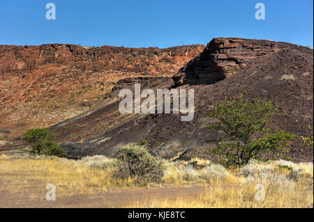 Landschaft der verbrannte Berg in Damaraland, Namibia. Stockfoto