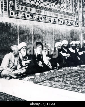 Feier der modernen Armaturen für Goharshad Moschee, Mashhad vom 13. Juni 1949 (1) Stockfoto