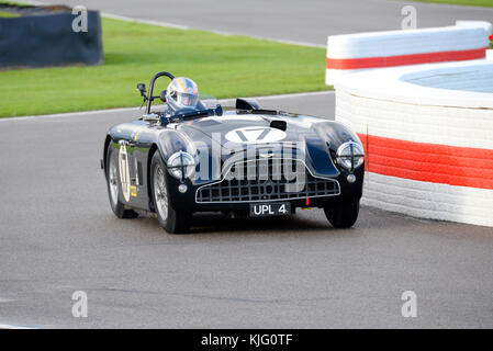 1952 Aston Martin DB3 im Besitz von Martin Melling, gefahren von Rob Hall Racing bei Goodwood Revival 2017 Stockfoto