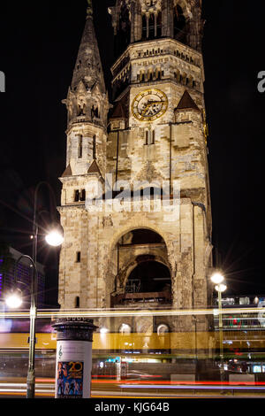 1890 Kaiser Wilhelm Gedächtniskirche am Kurfürstendamm in Berlin, Deutschland, EU. Unrestauriert als Zweiten Weltkrieg Mahn- und Gedenkstätte. Stockfoto