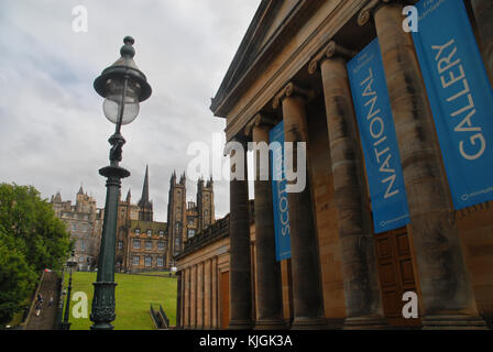 Edinburgh, Großbritannien - 8. Juli 2015: Scottish National Gallery in Edinburgh. Stockfoto