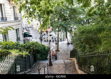 Typische montmartre Treppe in Paris. Stockfoto