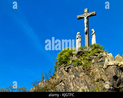 Kalvarienberg Skulptur von Pater Vincent Eley 1965, am Mount St. Bernard Abtei ein Zisterzienserkloster in der Nähe von Coalville in Leicestershire England Großbritannien Stockfoto