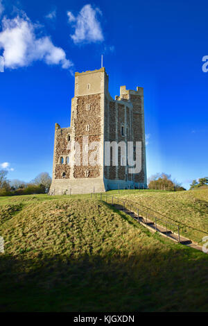 Orford, Suffolk, England. 23. November 2017. UK Wetter: einen hellen, kalten Tag auf der Burg in Orford, Suffolk. Credit: Angela Chalmers/Alamy leben Nachrichten Stockfoto