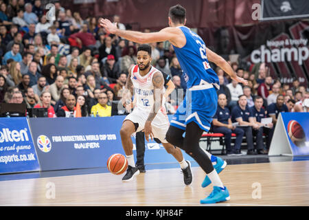 Leicester, Großbritannien. November 2017. Großbritannien Tarik Phillip während der Qualifikation zur FIBA-Weltmeisterschaft zwischen Großbritannien und Griechenland in der Leicester Arena. Endergebnis Großbritannien 92 Griechenland 95 Credit: Stephen Wright/SOPA/ZUMA Wire/Alamy Live News Stockfoto