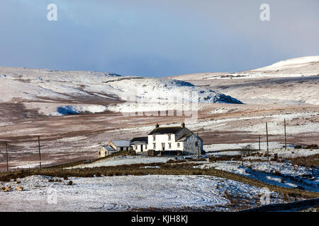 Obere Teesdale, County Durham, UK. Samstag, den 25. November 2017. UK Wetter. Frost und starke Winde wie Schnee fegt über Obere Teesdale im Nordosten Englands. Quelle: David Forster/Alamy leben Nachrichten Stockfoto