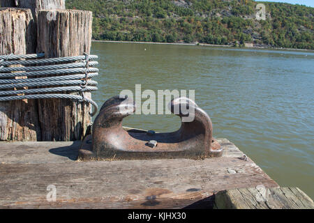 Metall Haushaltsgeräte für Mooring cutter Boote und große Boote Stockfoto