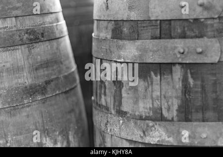 Fässer Whisky Glenfiddich Distillery, Dufftown, Highlands, Schottland, Großbritannien Stockfoto