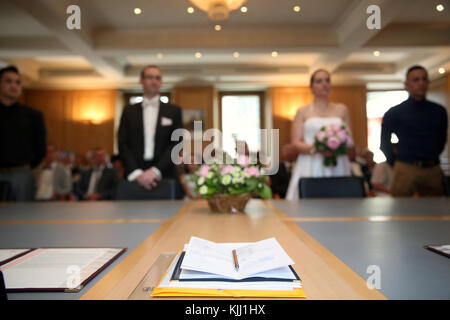 Standesamtliche Trauung. Familienbuch. Frankreich. Stockfoto