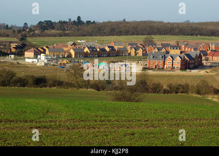 Gehäuse auf der grünen Wiese Stockfoto