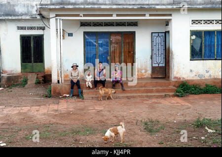 Vietnamesische Haus in einem Dorf. Stockfoto