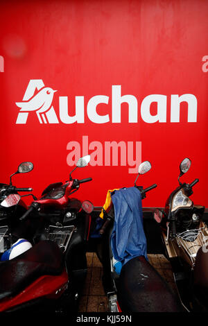 Auchan Supermarkt. Ho Chi Minh City. Vietnam. Stockfoto