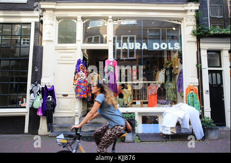 Trendy Wolvenstraat, in De 9 Straatjes, die Neun Straßen, in Amsterdam, in den Niederlanden Stockfoto