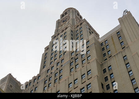 Brooklyn, New York - 24. März 2013: williamsburgh Savings Bank Tower in New York. Erbaut 1927-29 in einer modernisierten Byzantinischen-romanischen Stil. Es wurde auf Stockfoto