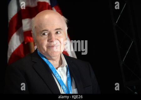 NEW YORK, NY - SEPTEMBER 02: Schauspieler Walter Koenig nimmt am 2. September 2016 an der Briefmarkeneinführung "Star Trek" im Jacob K. Javits Convention Center in New York City Teil Stockfoto