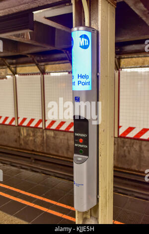 New York, New York - 21. Februar 2015: 57th Street mta der U-Bahn Station in Midtown Manhattan. Stockfoto