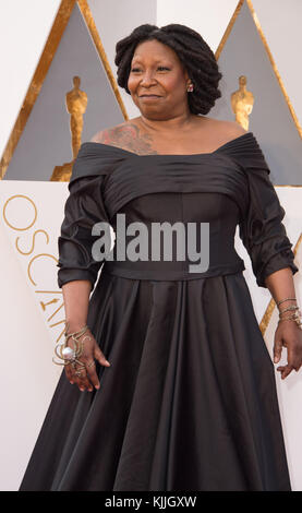 Hollywood, CA - 28. Februar: Whoopi Goldberg besucht die 88. jährlichen Academy Awards in Hollywood & Highland Center, am 28. Februar 2016 in Hollywood, Kalifornien. Leute: Whoopi Goldberg Stockfoto