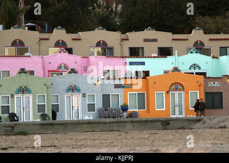 Bunte Beach Bungalows, Capitola, Kalifornien. Stockfoto