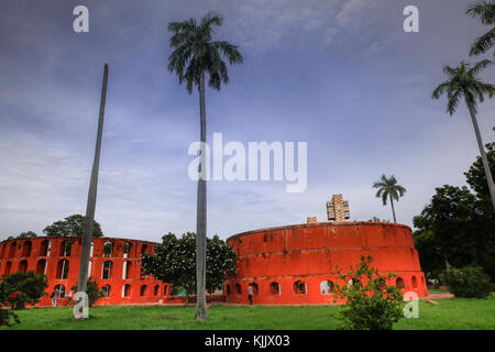 In Delhi, Jantar Mantar besteht aus 13 Architektur Astronomie Instrumente. Die Website ist eine von fünf von Maharaja Jai Singh II von Jaipur errichtet. Stockfoto