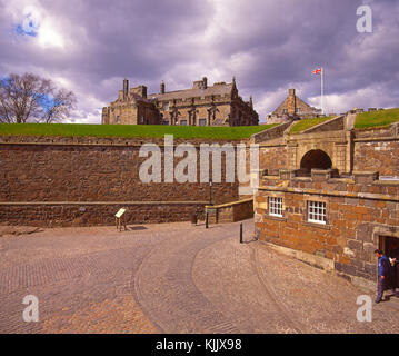 Blick von innerhalb des äußeren Mauern der Burg Stirling, Stirling, Schottland Stockfoto