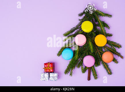 Makronen für Dekoration auf Weihnachten und das neue Jahr. studio Foto Stockfoto