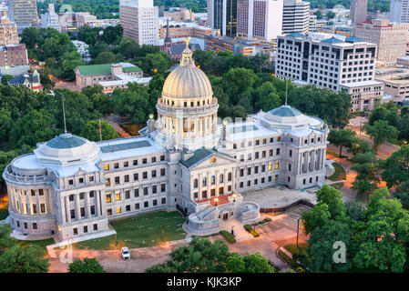 Jackson, Mississippi, usa Skyline über das Capitol Building. Stockfoto