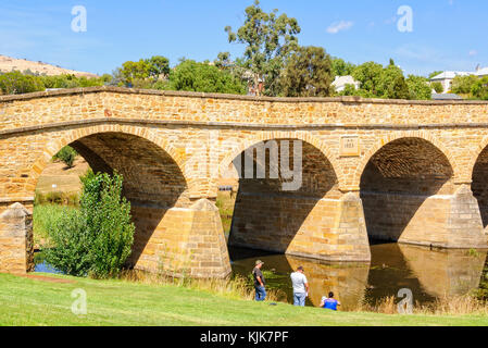 Der Bau der Richmond Brücke über den Coal River begann im Jahr 1823 und im Jahr 1825 - Richmond, Tasmanien, Australien Stockfoto