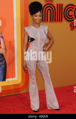 HOLLYWOOD, KALIFORNIEN - 10. MAI: Yaya Dacosta nimmt am 10. Mai 2016 an der Premiere von „The Nice Guys“ im TCL Chinese Theatre in Hollywood Teil. Leute: Yaya Dacosta Stockfoto