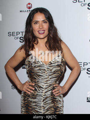 LOS ANGELES, KALIFORNIEN – 21. JUNI 2016: Schauspielerin Salma Hayek nimmt am 21. Juni im Museum of Tolerance in Los Angeles, Kalifornien, an der Premiere von Momentum Pictures’ „Septembers of Shiraz“ Teil. Leute: Salma Hayek Stockfoto