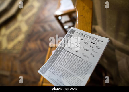 Die heilige Kommunion Buch in der französischen katholischen Kirche. Paris. Frankreich. Stockfoto