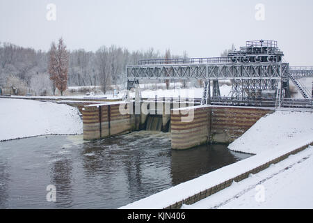Altes Schloss an der Theiß in Becej Stockfoto