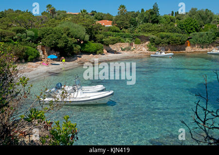 Der Strand von Piccolo Romazzino, Costa Smeralda, Sardinien, Italien Stockfoto