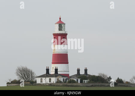 Querformat von happisburgh Lighthouse in happisburgh auf dem North Norfolk Coast ist der einzige unabhängig betriebene Leuchtturm in Großbritannien. Stockfoto