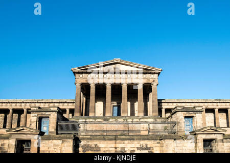 Edinburgh Old Royal High School oder New Parliament Building auf Calton Hill in Edinburgh, Schottland, Großbritannien Stockfoto