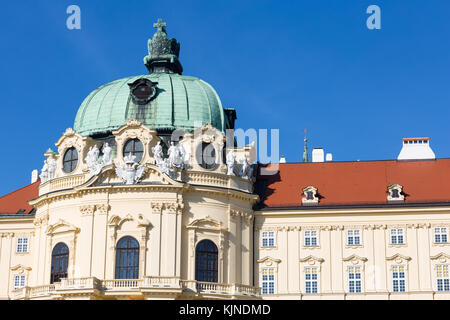 Stift Klosterneuburg ist ein augustinerkloster aus dem 12. Jahrhundert in der römisch-katholischen Kirche in der Stadt Klosterneuburg in Niederösterreich Stockfoto