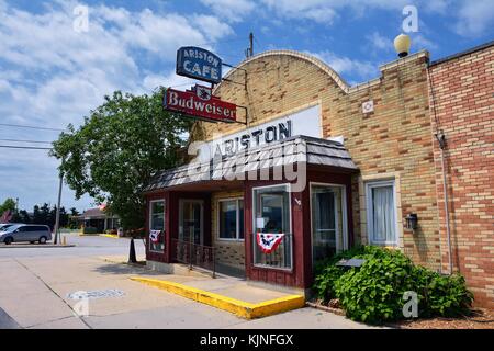 Litchfield, Illinois - 17. Juli 2017: POI auf der Route 66. Das ariston Cafe, das von Peter Adam gegründet wurde, ein griechischer Einwanderer im Jahr 1924. Diese establ Stockfoto