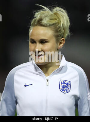 Die Engländerin Isobel Christiansen während des Frauen-WM-Qualifikationsspiels 2019 im Banks's Stadium, Walsall. DRÜCKEN SIE VERBANDSFOTO. Bilddatum: Freitag, 24. November 2017 Stockfoto